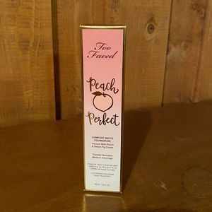 Too Faced Foundation (cocoa) new in box 48ml